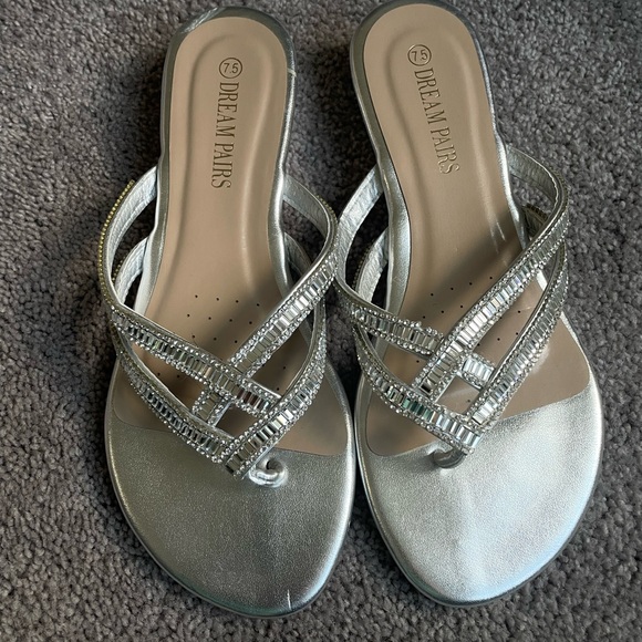 Dream Paris Sandals Sparkly  Size 7.5 - Picture 1 of 6